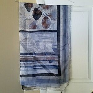 Beautiful, grey/blue scarf, NWT.